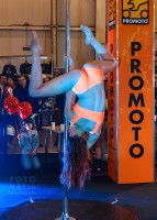 танцовщица Мото Парк 2013 pole dance