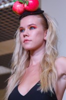 Модель в купальнике на показе CPM 2018