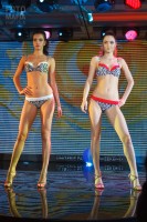 Показ купальников на выставке Lingerie Fashion Weekend 2016