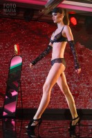 Модель на показе нижнего белья Lingerie Fashion Weekend 2016