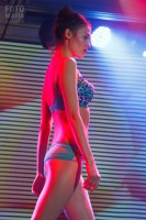 Модель нижнего белья на показе Lingerie Fashion Weekend