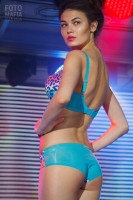 Девушка в нижнем белье Lingerie Fashion Weekend 2016