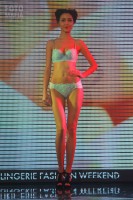 Модель нижнего белья на показе Lingerie Fashion Weekend 2016