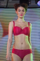 Показ нижнего белья на выставке Lingerie Fashion Weekend 2016