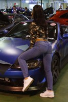 Девушка на выставке Авто Тюнинг Шоу 2017
