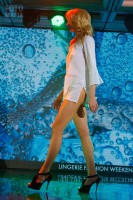 Показ пляжной моды на выставке Lingerie Fashion Weekend 2016