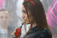 Девушка выставки Vapexpo 2018