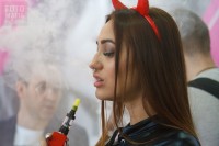 Девушка выставки Vapexpo 2018