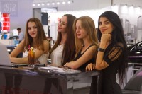 Девушки на московском автосалоне 2016