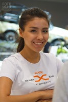 Симпатичная модель на выставке ММАС
