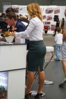 Фотоохота на стендистку выставки ММАС 2016