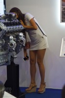 Фотоохота на девушку в мини