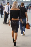 Фотоохота на девушку в мини