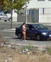 Голая девушка на Google Maps