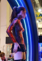девушка топлес на выставке фотофорум 2013