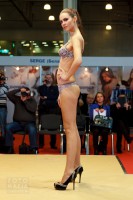 девушка в нижнем белье на выставке Lingerie-Expo 2014