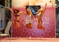 нижнее бельё на девушке Lingerie-Expo 2014