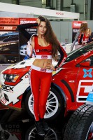 девушка на выставке ММАС 2012 DMack