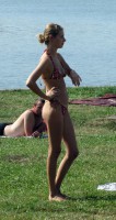 Фотоохота на девушек в купальниках