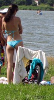 Фотоохота на девушек в купальниках