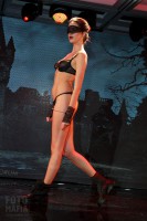 Эротическое нижнее белье на девушке Lingerie Show-Forum