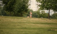 Фотоохота на загорающих девушек