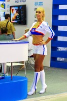 девушка на выставке интеравто 2012