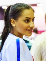 восточная девушка на стенде AGA Интеравто 2012