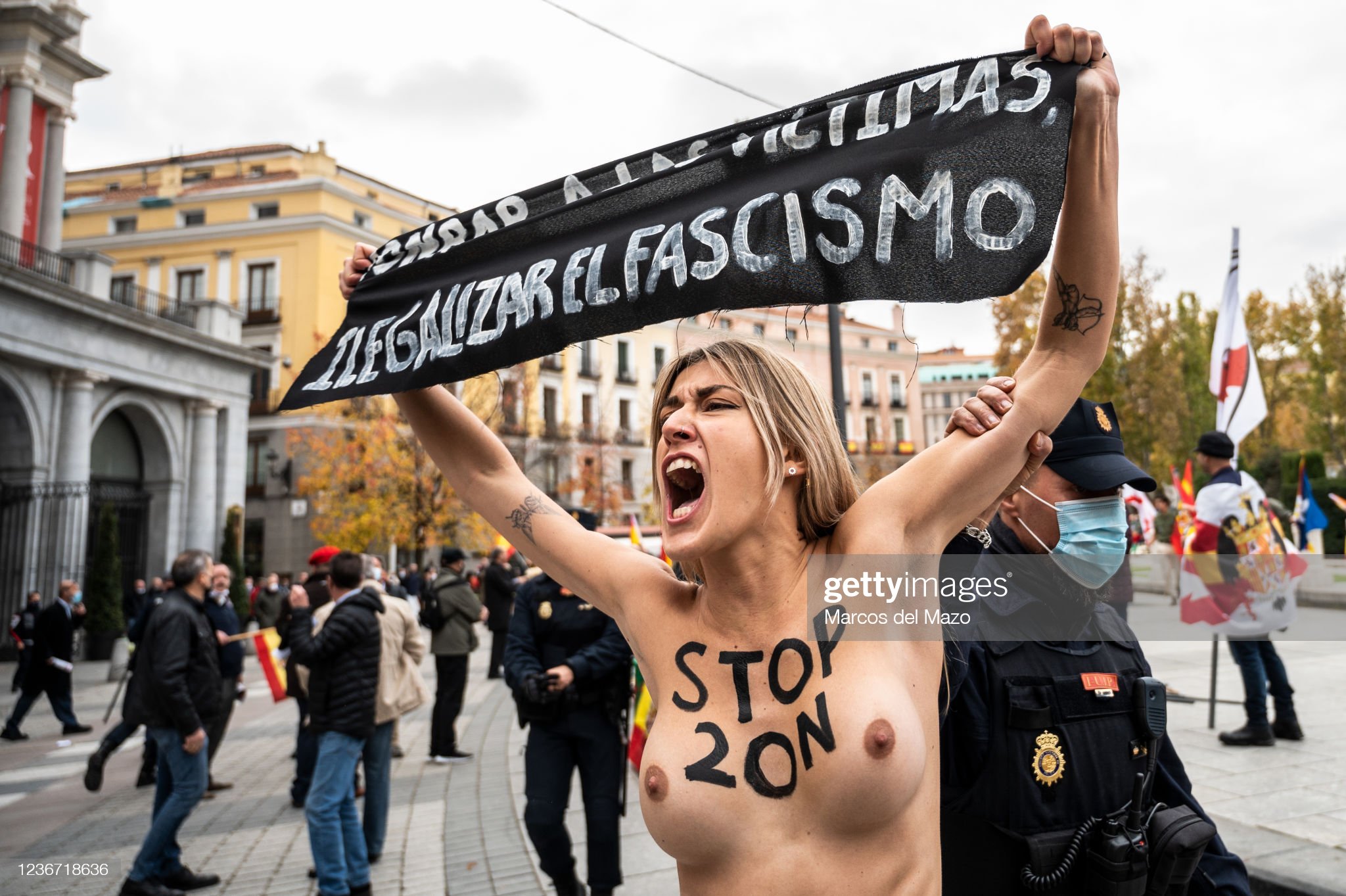 протест голых женщинах фото 38