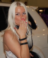 Сексуальная модель выставки Dreamcar Show 2010