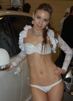 Сексуальная модель выставки Dreamcar Show 2010