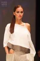 Модель на показе Collection Première Moscow